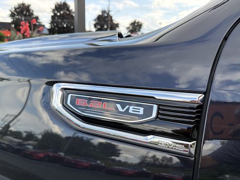 Used 2026 GMC Sierra 1500 Denali AWD/4WD image 8