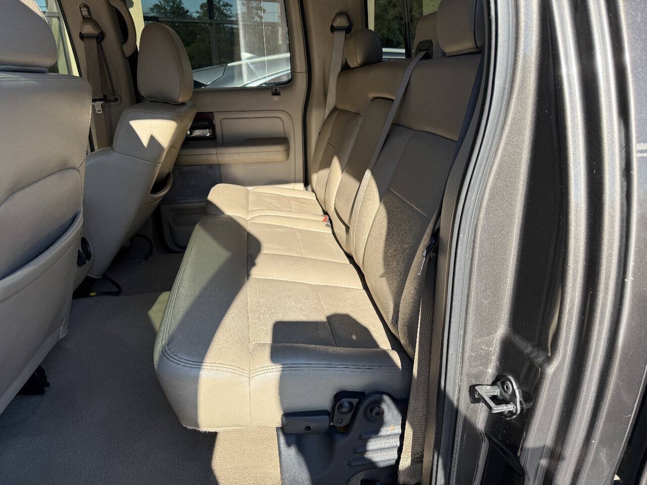 Used 2007 Ford F150 Lariat RWD image 10