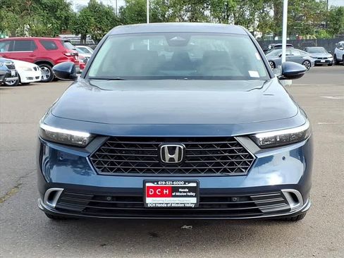 New 2026 Honda Accord Touring image 2