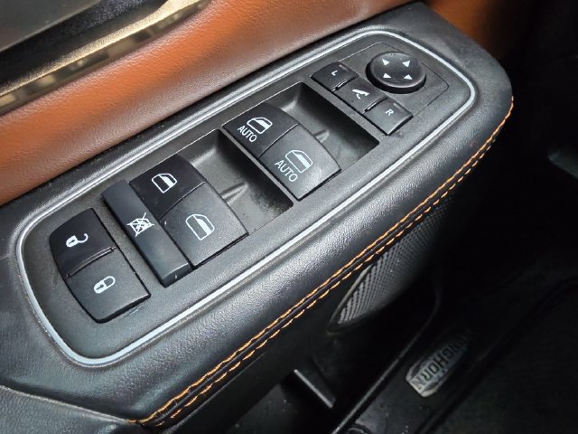 Used 2023 RAM 1500 Limited RWD image 19