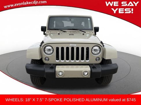 Used 2017 Jeep Wrangler Unlimited Sahara w/ Max Tow Package image 9