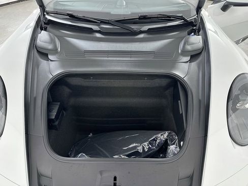 New 2026 Porsche 911 Carrera 4S image 1