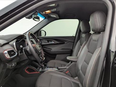 Used 2023 Chevrolet TrailBlazer RS w/ Convenience Package FWD image 14