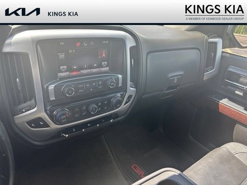 Used 2014 GMC Sierra 1500 SLE w/ SLE Value Package AWD/4WD image 2