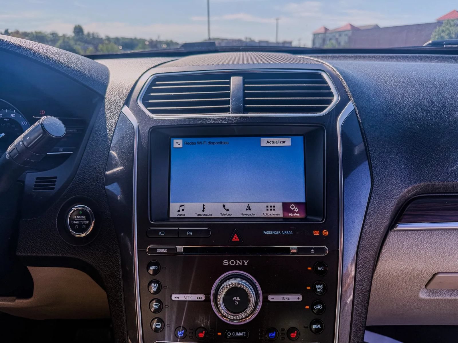 Used 2018 Ford Explorer Limited FWD image 25
