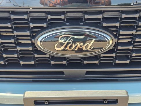 Used 2022 Ford Ranger XLT w/ Equipment Group 301A Mid AWD/4WD image 3