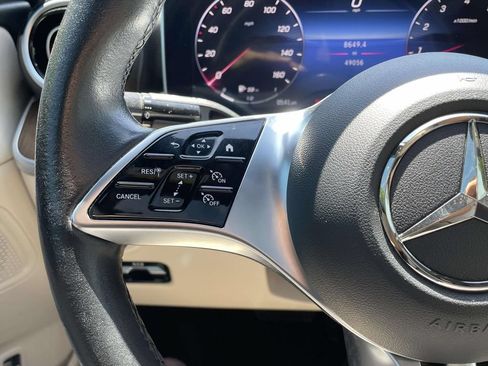 Used 2023 Mercedes-Benz C 300 4MATIC Sedan image 35