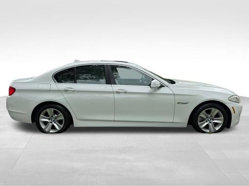 Used 2011 BMW 528i Sedan RWD image 9