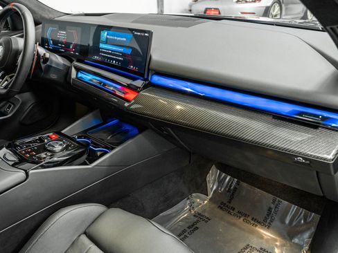 Used 2025 BMW M5 Touring w/ M Driver's Package image 13