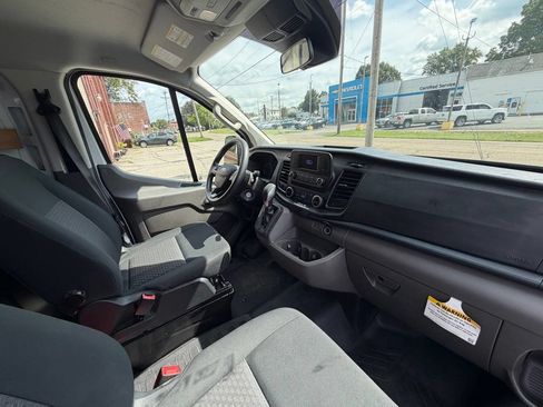 Used 2025 Ford Transit 250 Low Roof w/ Exterior Upgrade Package RWD image 12
