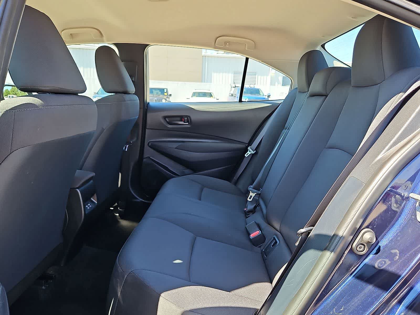 Used 2024 Toyota Corolla LE FWD image 27