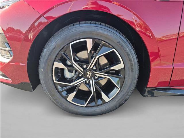 Used 2025 Hyundai Sonata SEL FWD image 22