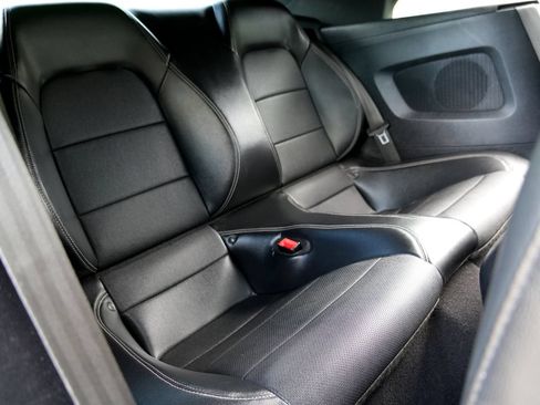 Used 2019 Ford Mustang Premium RWD image 11