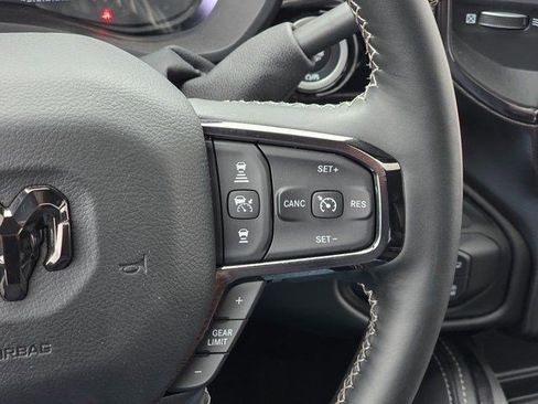 New 2025 RAM 2500 Limited AWD/4WD image 29