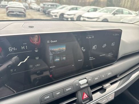New 2025 Kia K4 GT-Line Turbo FWD image 6