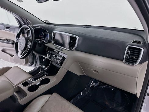 Used 2020 Kia Sportage EX image 33