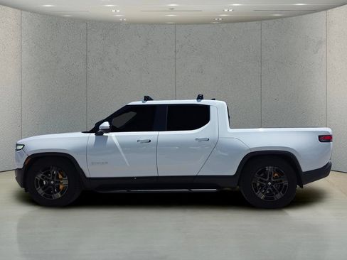 Used 2022 Rivian R1T Adventure AWD/4WD image 9