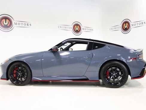 Used 2024 Nissan Z NISMO w/ Floor Mat Package image 37