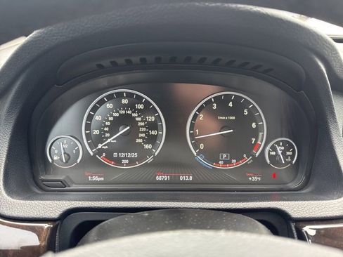 Used 2013 BMW 550i Gran Turismo image 23