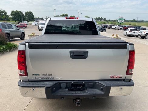 Used 2011 GMC Sierra 1500 SLE w/ Power Tech Package AWD/4WD image 8