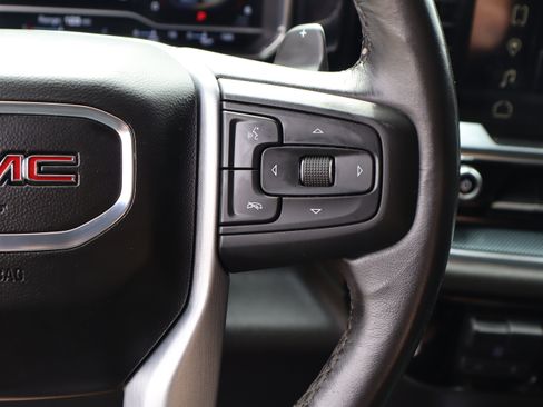 Used 2023 GMC Sierra 1500 Elevation w/ Preferred Package image 21