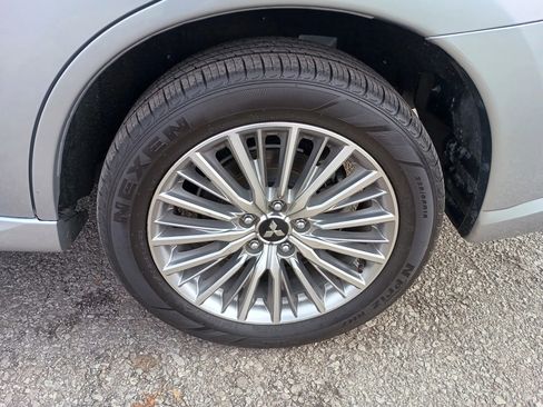 Used 2022 Mitsubishi Outlander SEL image 6