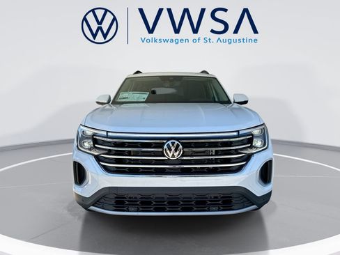 New 2026 Volkswagen Atlas SE FWD image 2