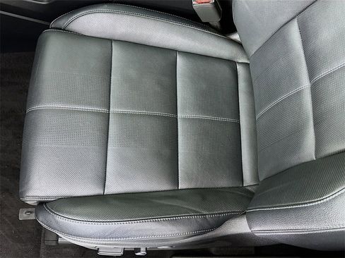 Certified 2024 Kia Telluride SX w/ Towing Package image 28