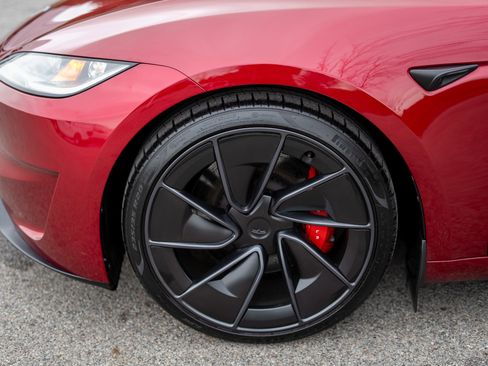 Used 2024 Tesla Model 3 Performance image 9