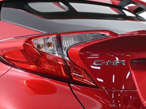 Used 2020 Toyota C-HR LE image 7