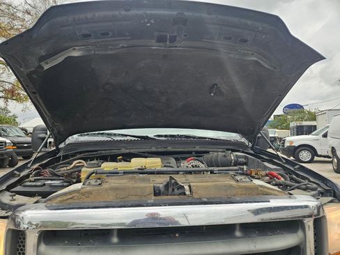 Used 2000 Ford F350 2WD Regular Cab DRW Super Duty image 38