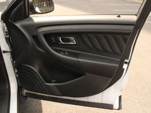 Used 2019 Ford Taurus Police Interceptor AWD image 23