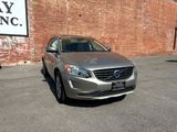 Used 2016 Volvo XC60 T6 image 2