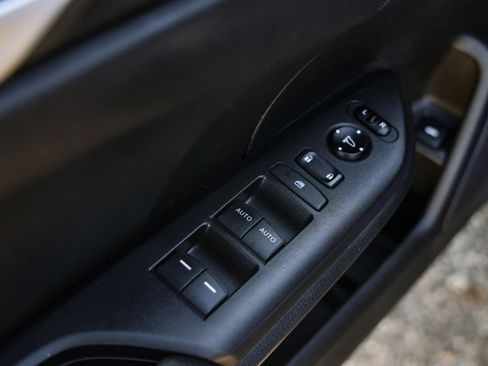 Used 2019 Honda Civic LX image 29