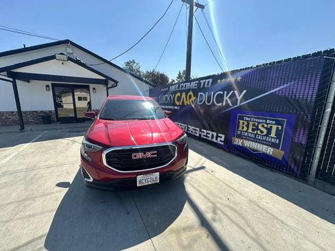 Used 2018 GMC Terrain SLE FWD image 16