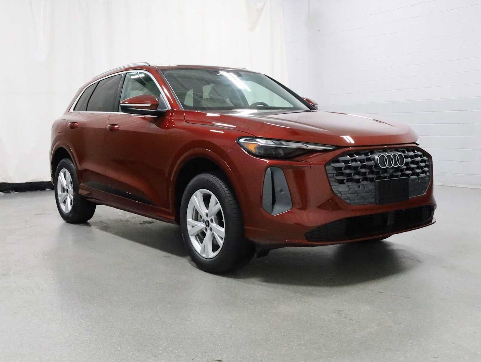New 2026 Audi Q5 Premium AWD/4WD image 13