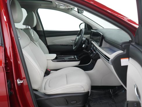 Used 2025 Hyundai Tucson Limited AWD/4WD image 11