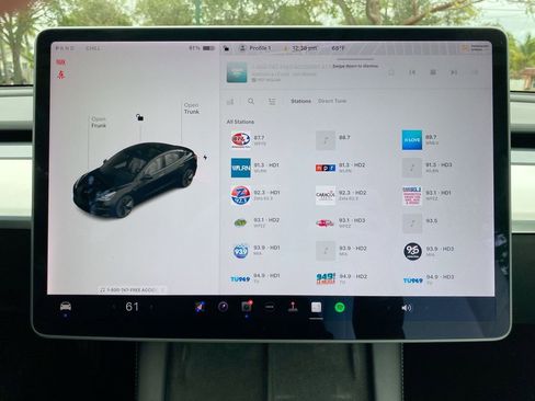 Used 2021 Tesla Model 3 Standard Range Plus image 27