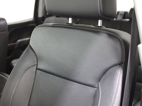 Used 2018 GMC Sierra 1500 SLT w/ SLT Premium Package image 5