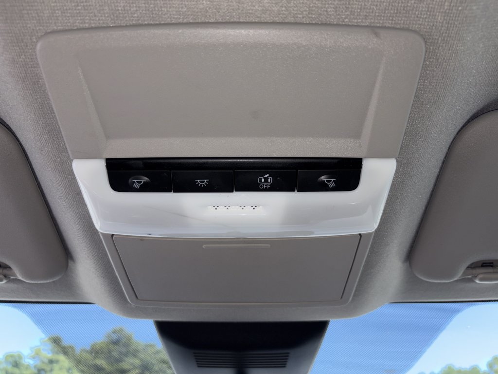 Used 2024 Nissan Sentra SV FWD image 14