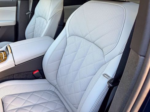 New 2026 BMW X6 xDrive40i image 13