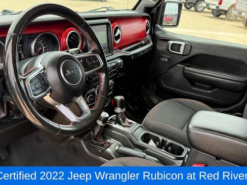Used 2022 Jeep Wrangler Unlimited Rubicon w/ Cold Weather Group AWD/4WD image 11