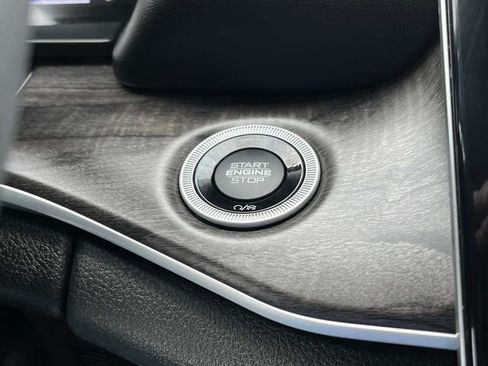 Used 2023 Jeep Grand Cherokee L Limited image 26