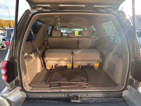Used 2002 Toyota Sequoia SR5 image 16