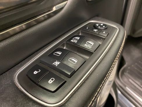 Used 2019 RAM 1500 Limited image 13