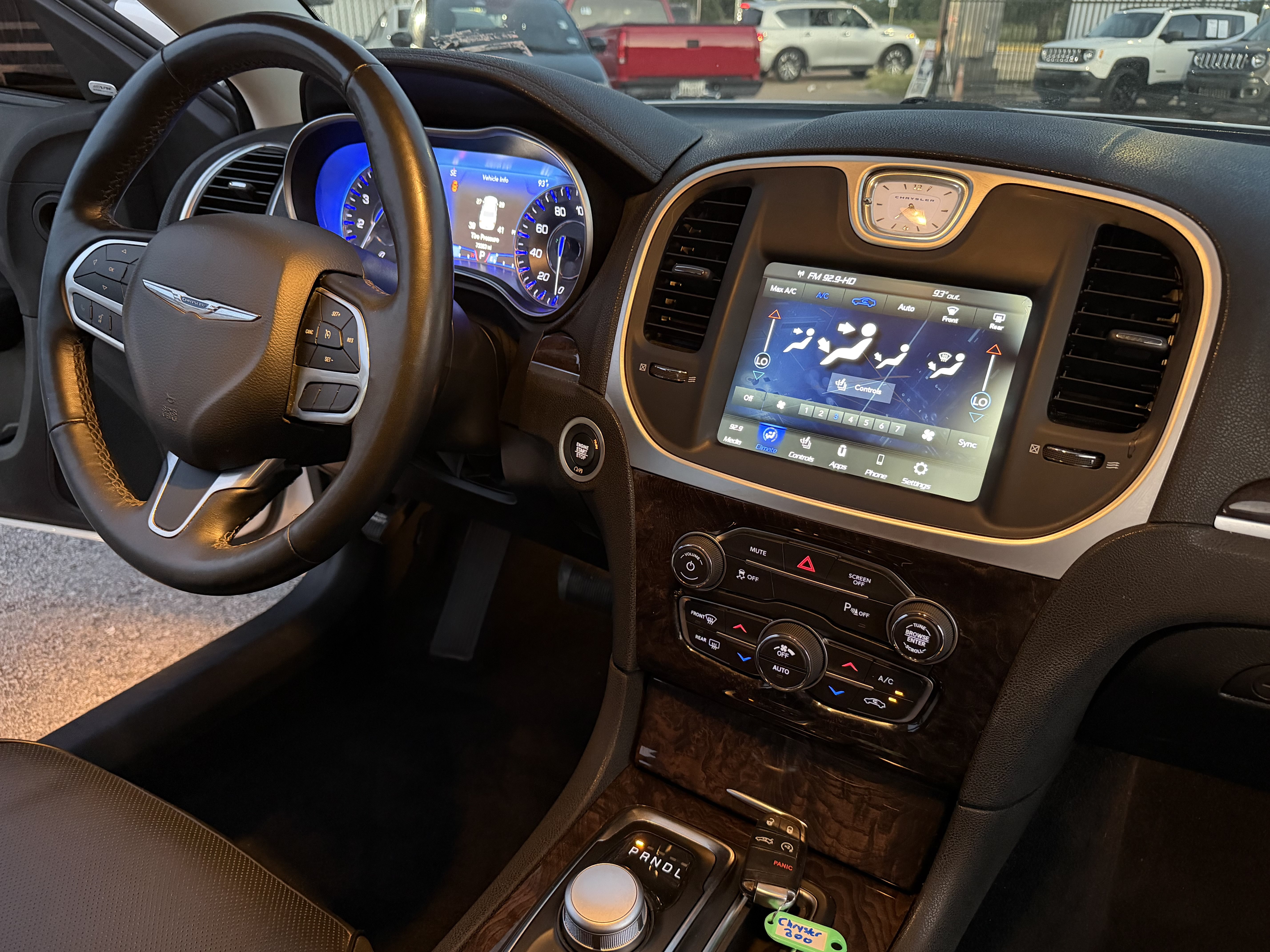 Used 2022 Chrysler 300 Touring L w/ Comfort Group RWD image 14