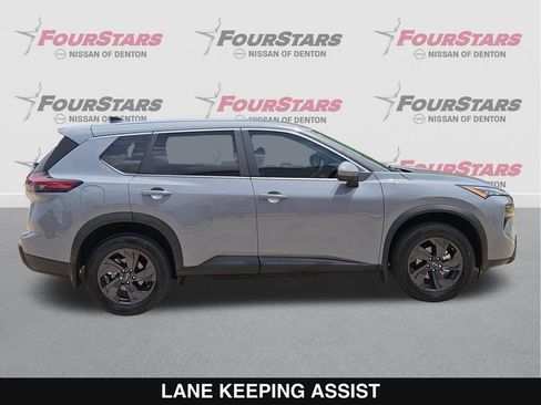 New 2026 Nissan Rogue SV FWD image 3
