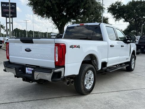 Used 2025 Ford F250 XLT AWD/4WD image 5