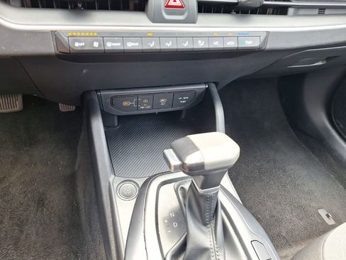 Used 2025 Kia K4 FWD image 13