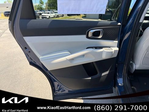 New 2026 Kia Sorento S w/ S Panoramic Sunroof Package AWD/4WD image 17